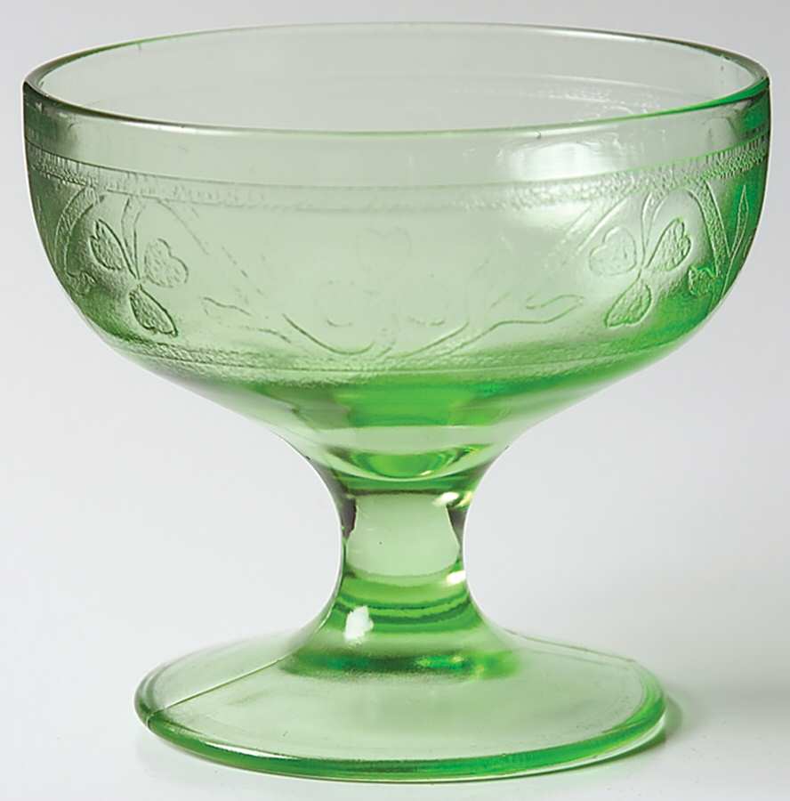 Cloverleaf Green Champagne/Tall Sherbet by Hazel-Atlas-1