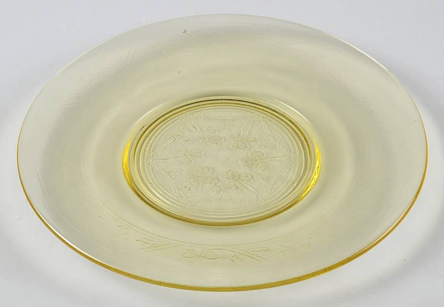 Cloverleaf Yellow Luncheon Plate by Hazel-Atlas-1
