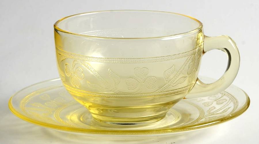 Cloverleaf Yellow Cup and Saucer Set by Hazel-Atlas-1