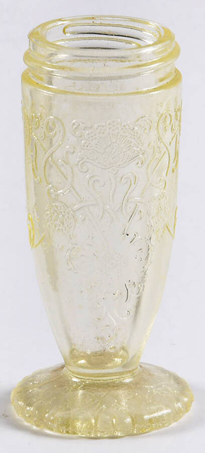 Florentine 1 Yellow Footed Shaker No Metal Lid by Hazel-Atlas-1