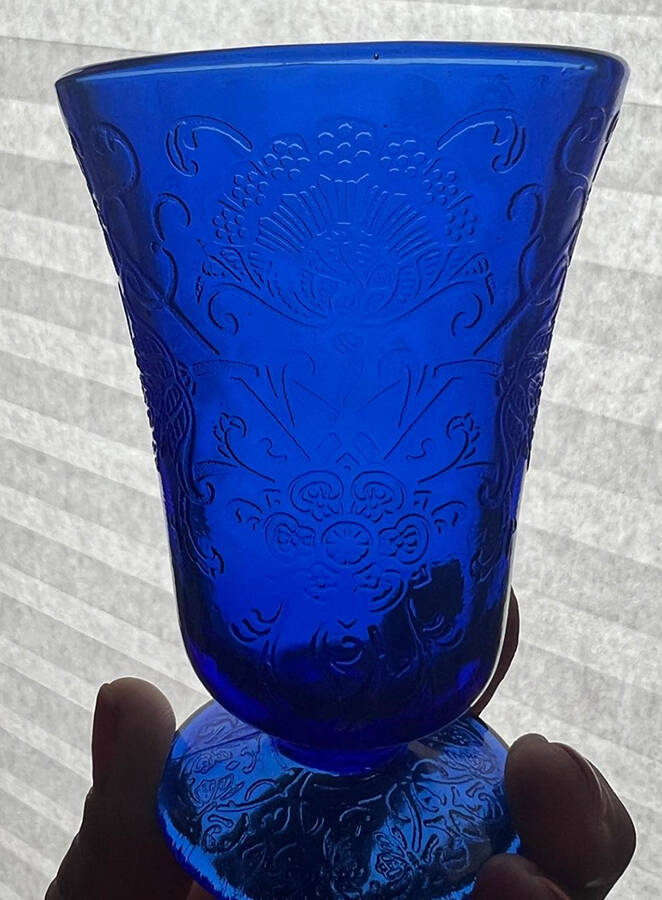 Florentine 2 Cobalt Blue Juice Glass by Hazel-Atlas-1