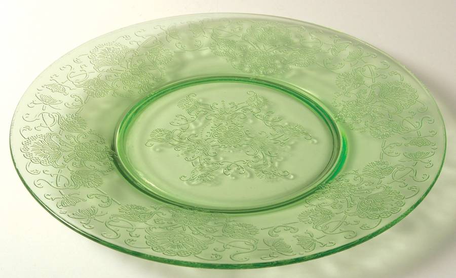 Florentine 2 Green Dinner Plate by Hazel-Atlas-1