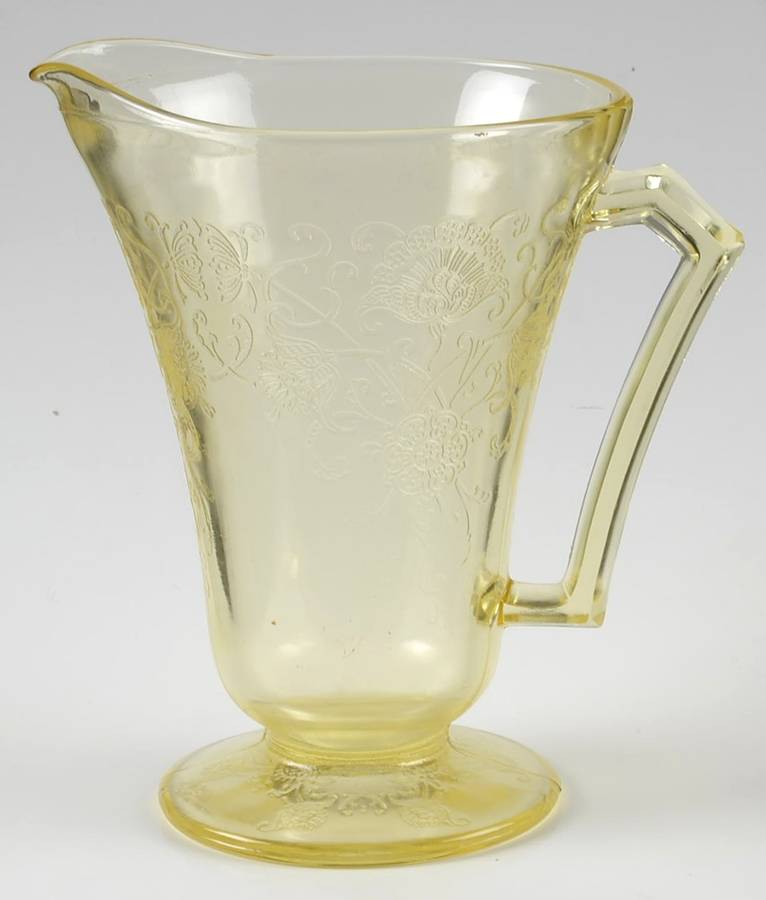 Florentine 2 Yellow 28 Oz Pitcher by Hazel-Atlas-1
