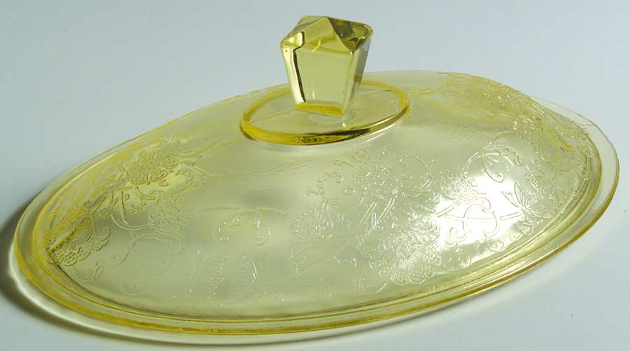 Florentine 2 Yellow Lid for Oval Covered Vegetable by Hazel-Atlas-1