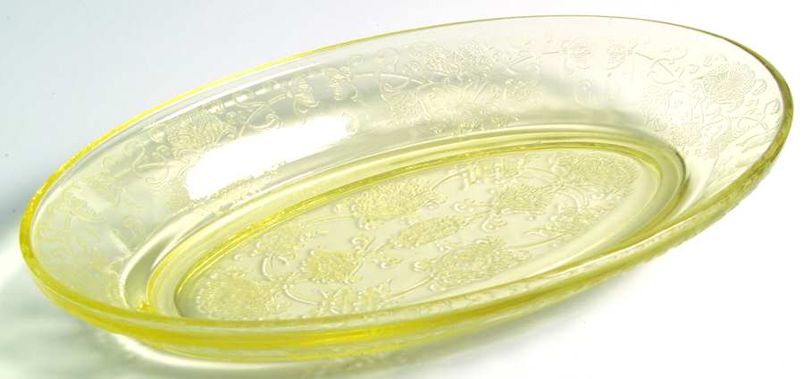Florentine 2 Yellow 10" Oval Relish by Hazel-Atlas-1