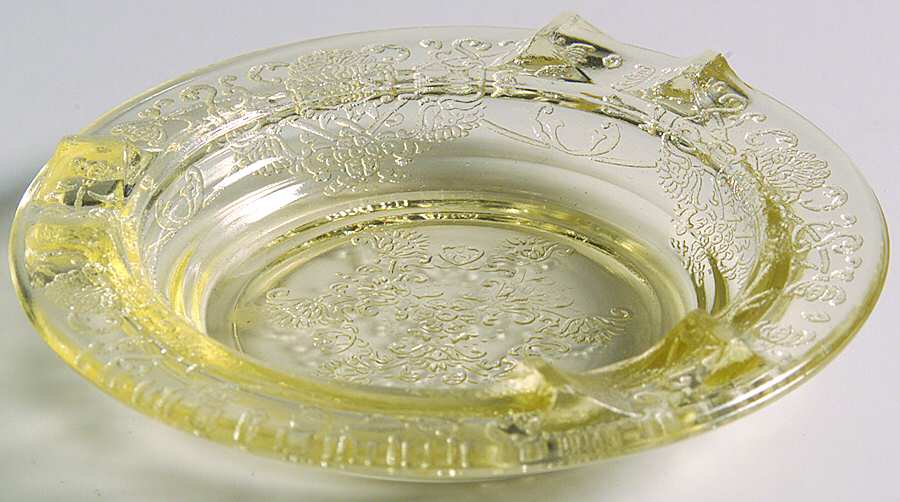 Florentine 2 Yellow 3" Ashtray by Hazel-Atlas-1