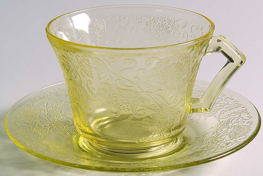 Florentine 2 Yellow Cup & Saucer Set by Hazel-Atlas-1