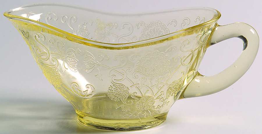 Florentine 2 Yellow Gravy Boat by Hazel-Atlas-1