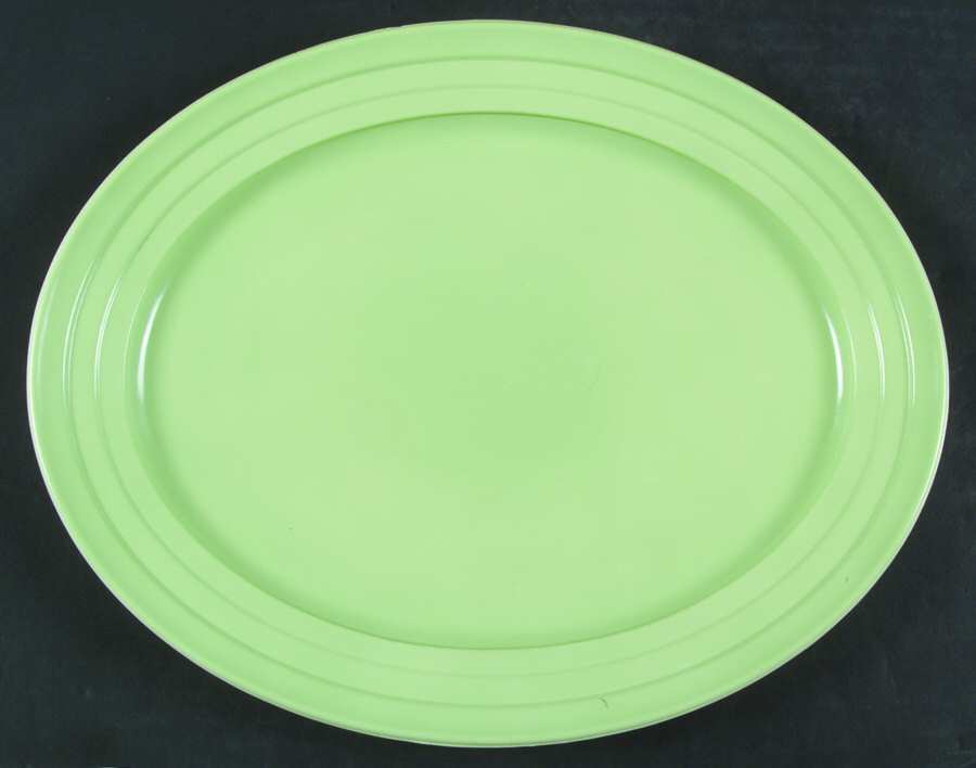 Moderntone Platonite Pastel Green 12" Oval Platter by Hazel-Atlas-1