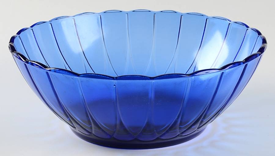 Newport Cobalt Blue Large Fruit Bowl by Hazel-Atlas-1