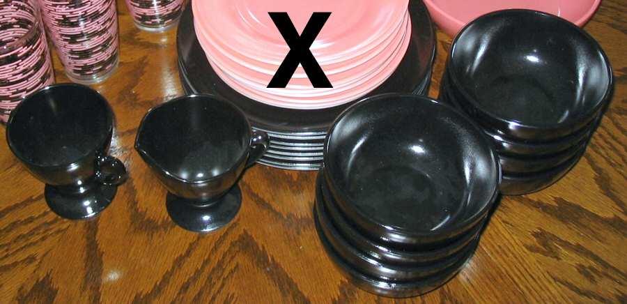 Ovide Black Small Fruit Dessert Bowl by Hazel-Atlas-1