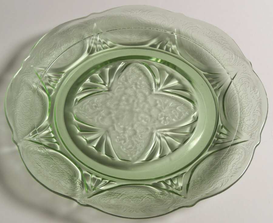 Royal Lace Green Luncheon Plate by Hazel-Atlas-1