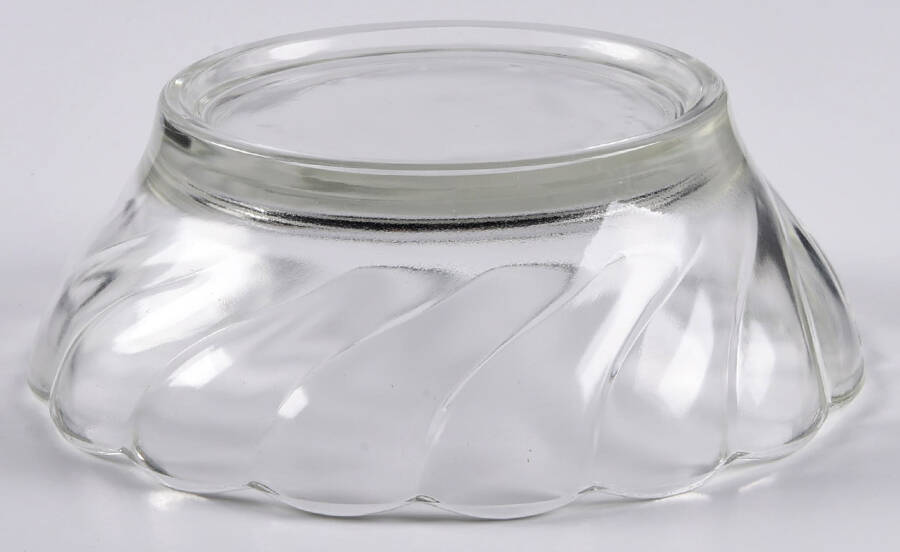 Colonial Swirl Shell Punch Bowl Stand by Hazel-Atlas-1