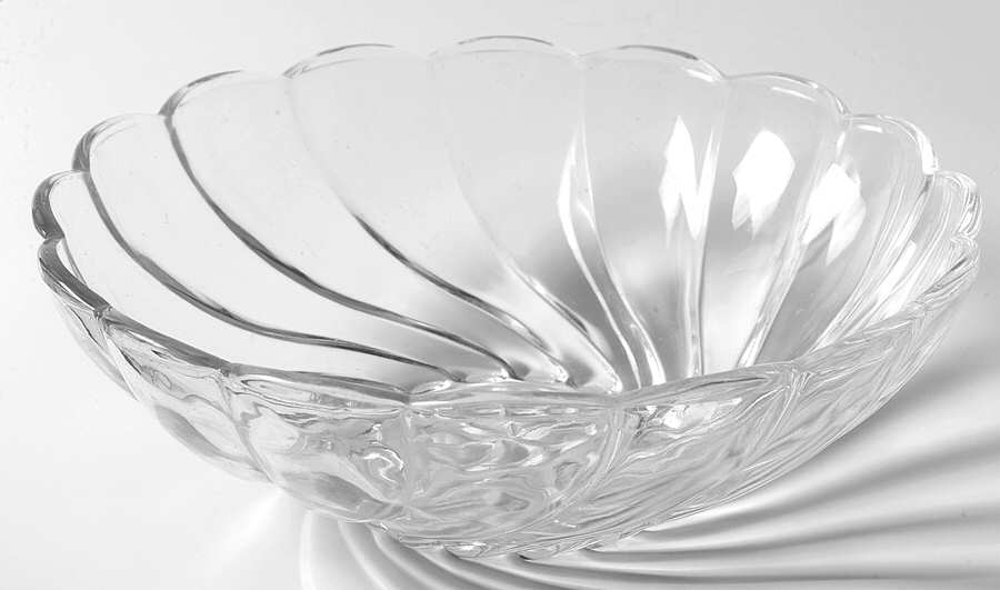 Colonial Swirl Shell 9" Round Bowl by Hazel-Atlas-1