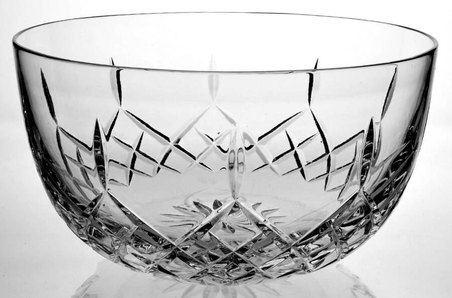 Elvas (Cut) 8" Round Bowl by Atlantis-1