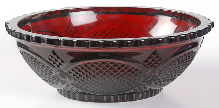 Cape Cod Ruby 8" Round Bowl by Avon-1