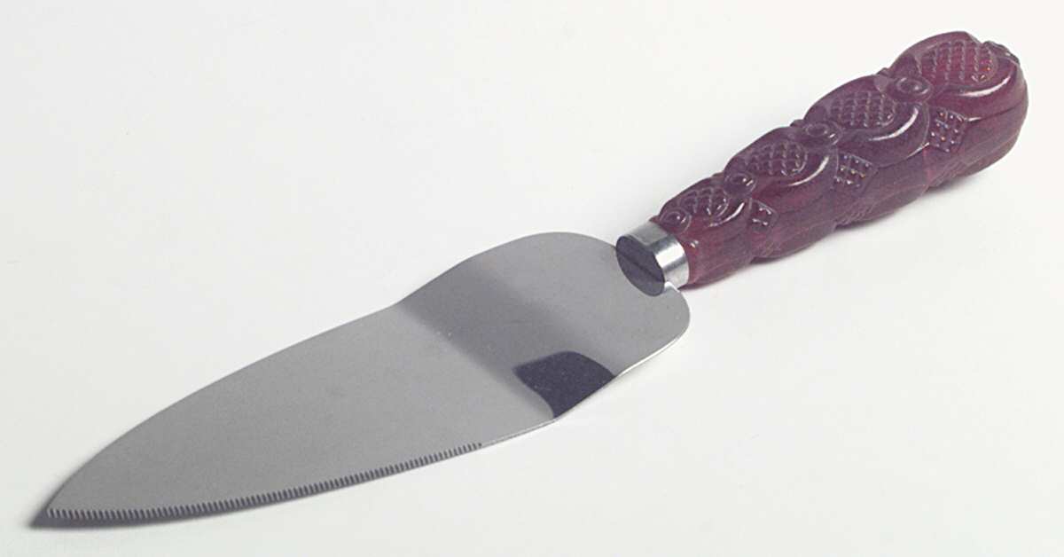 Cape Cod Ruby Pie Server with Stainless Blade by Avon-1