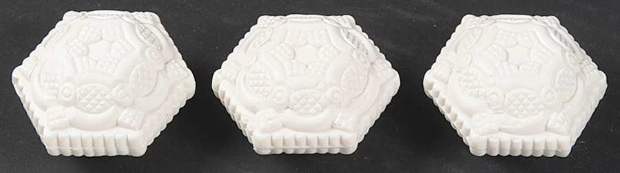Cape Cod Ruby Bath Soap (Set of 3) by Avon-1