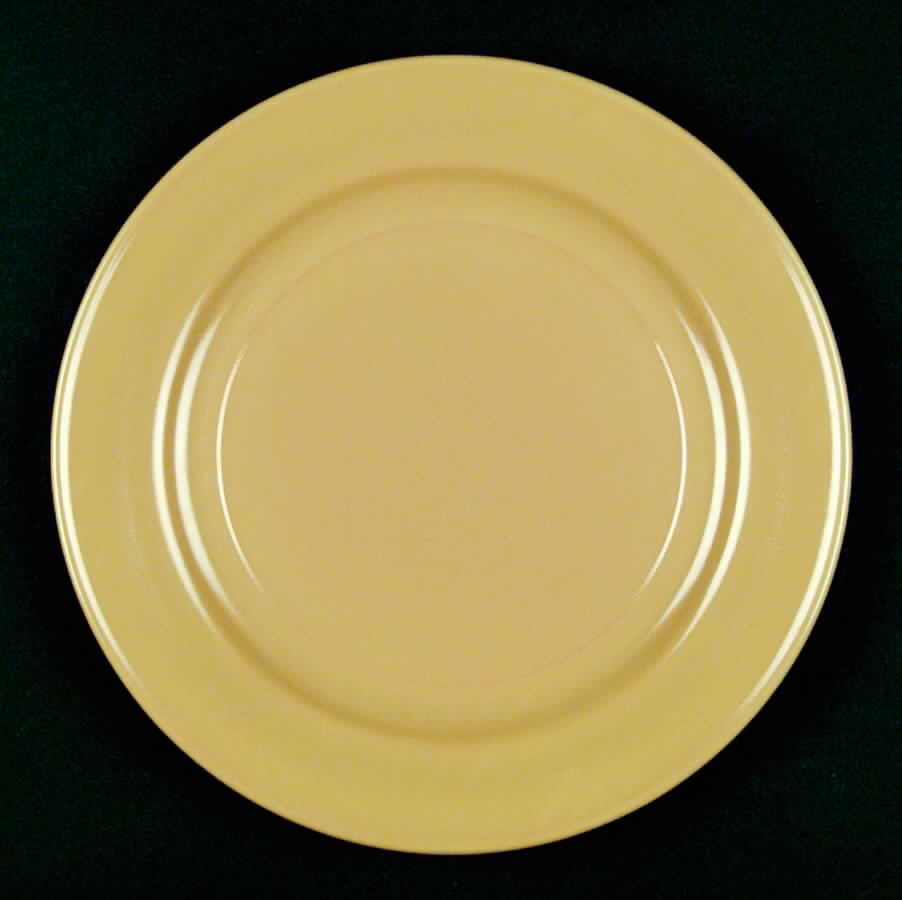 Ovide Butterscotch Dinner Plate by Hazel-Atlas-1