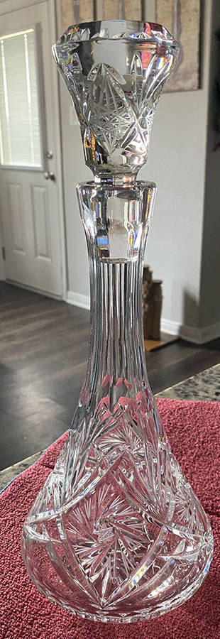 Pinwheel Decanter & Stopper by American Cut-1
