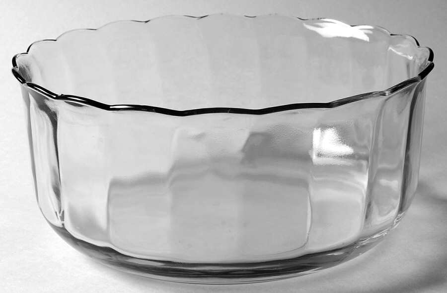 Moments Round Bowl by Anchor Hocking-1