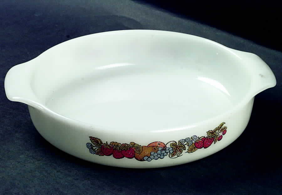 Nature's Bounty Deep Cake Pan by Anchor Hocking-1
