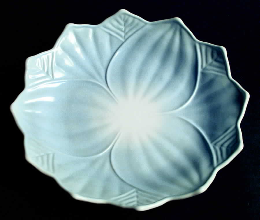 Leaf and Blossom Blue 8" Leaf Plate by Anchor Hocking-1