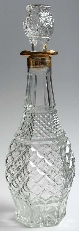 Wexford Gold Decanter & Stopper by Anchor Hocking-1
