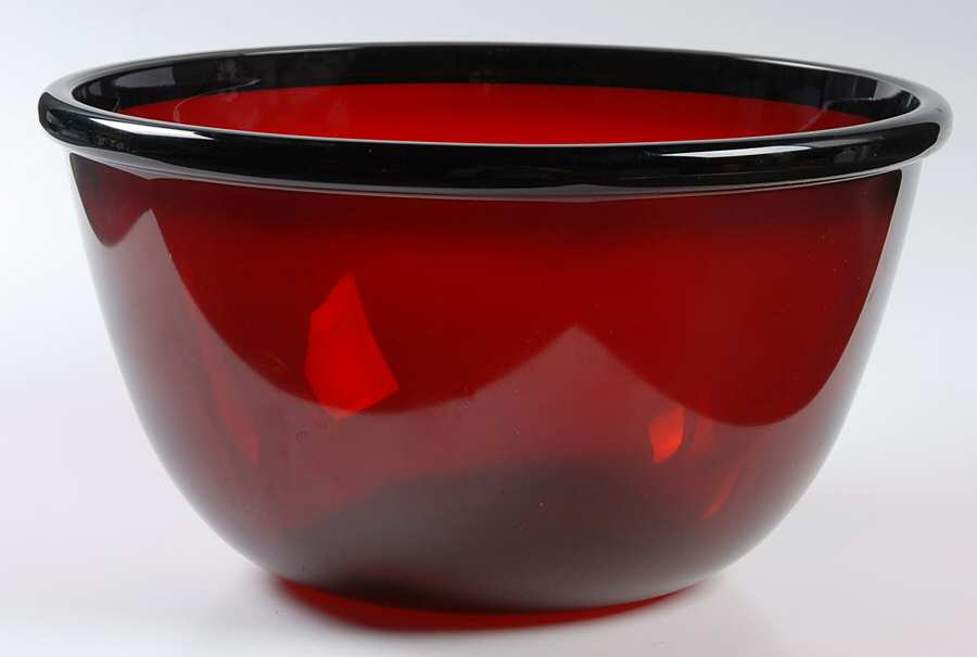 Cocoon Ruby 9" Round Bowl by Arcoroc-1