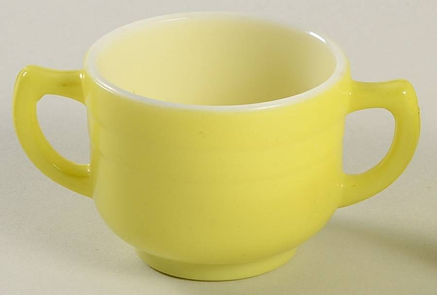 Moderntone Little Hostess Light Yellow Child's Open Sugar by Hazel-Atlas-1