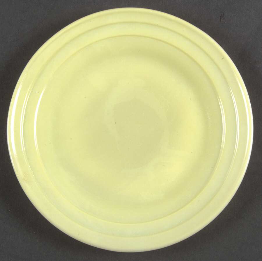 Moderntone Little Hostess Light Yellow Child's Plate by Hazel-Atlas-1