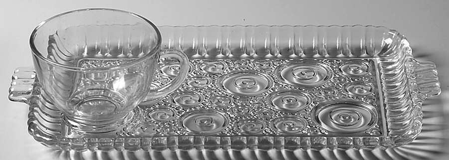 Colonial Lady Clear Snack Plate & Cup Set by Anchor Hocking-1