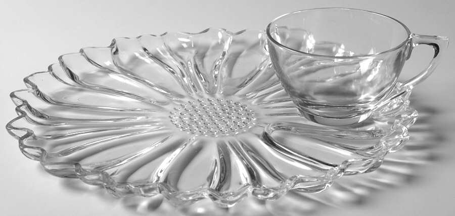 Garden Club Snack Plate & Cup Set by Colony-1