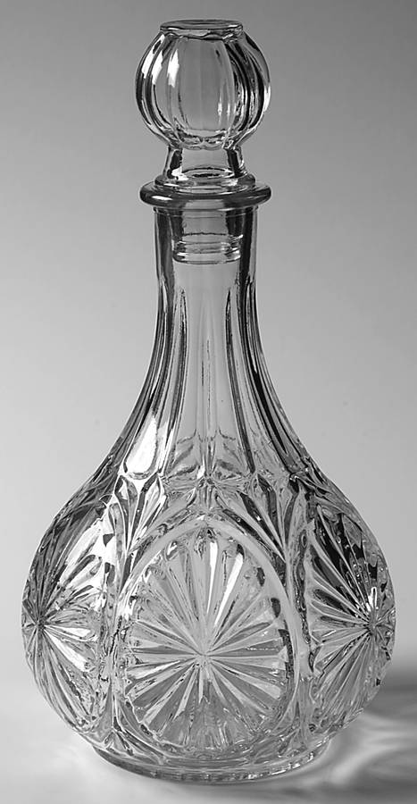 Medallion Clear Decanter & Stopper by Anchor Hocking-1