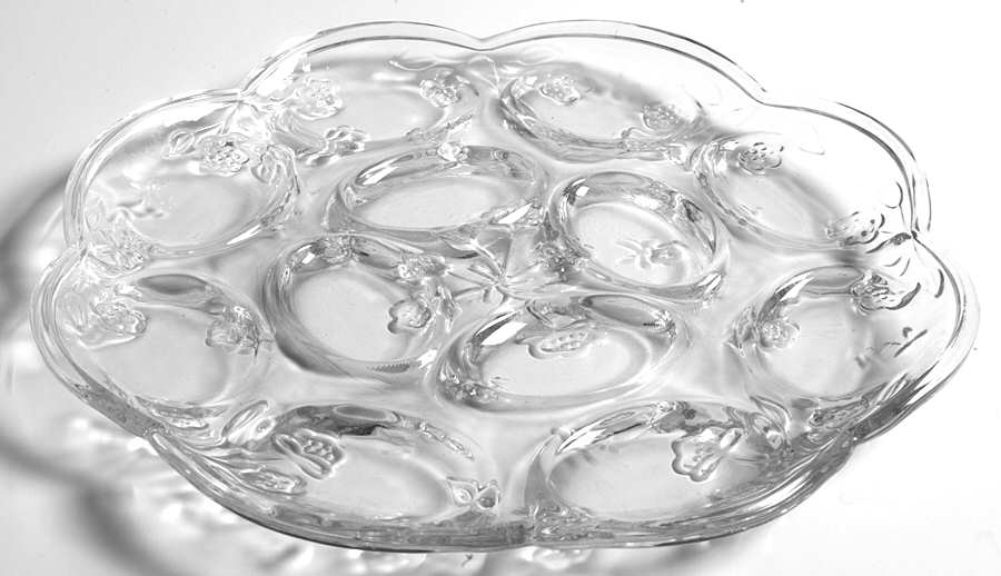 Savannah Clear 9" Round 12 Egg Deviled Egg Tray by Anchor Hocking-1
