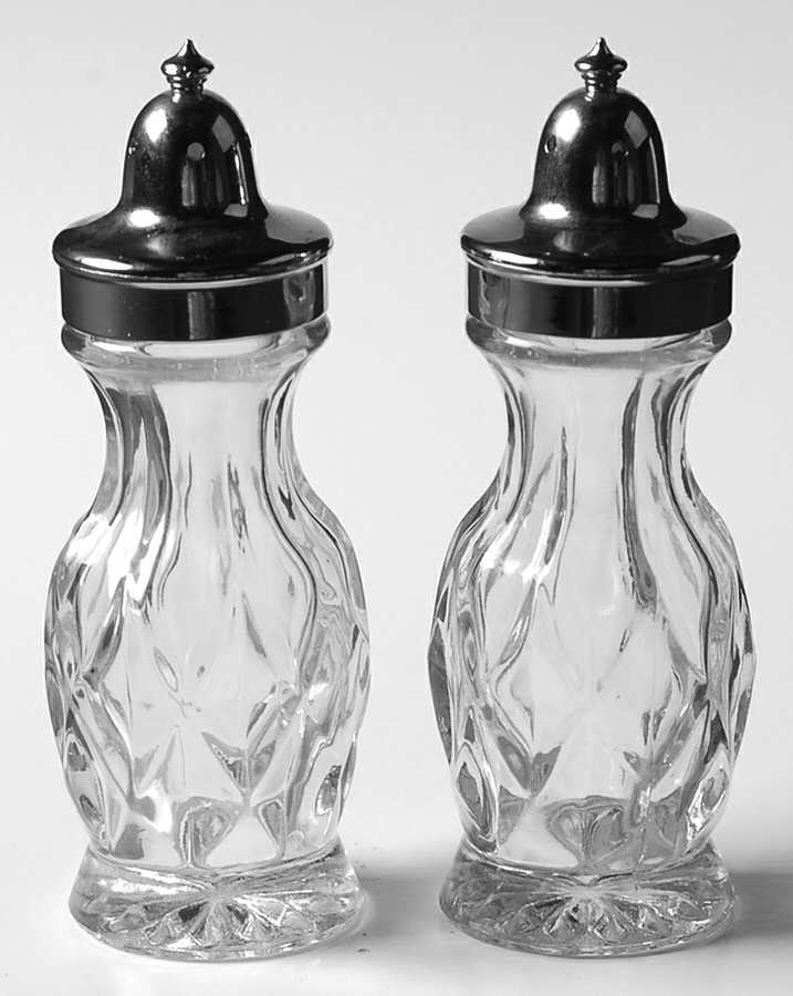 Crown Point Shaker Set w/Metal Lids by Anchor Hocking-1