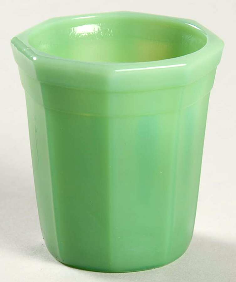 Octagonal Green Child's Tumbler by Akro Agate-1