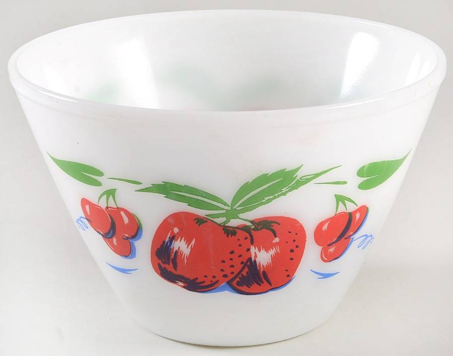 Apple 9" Splash Proof Mixing Bowl by Anchor Hocking-1