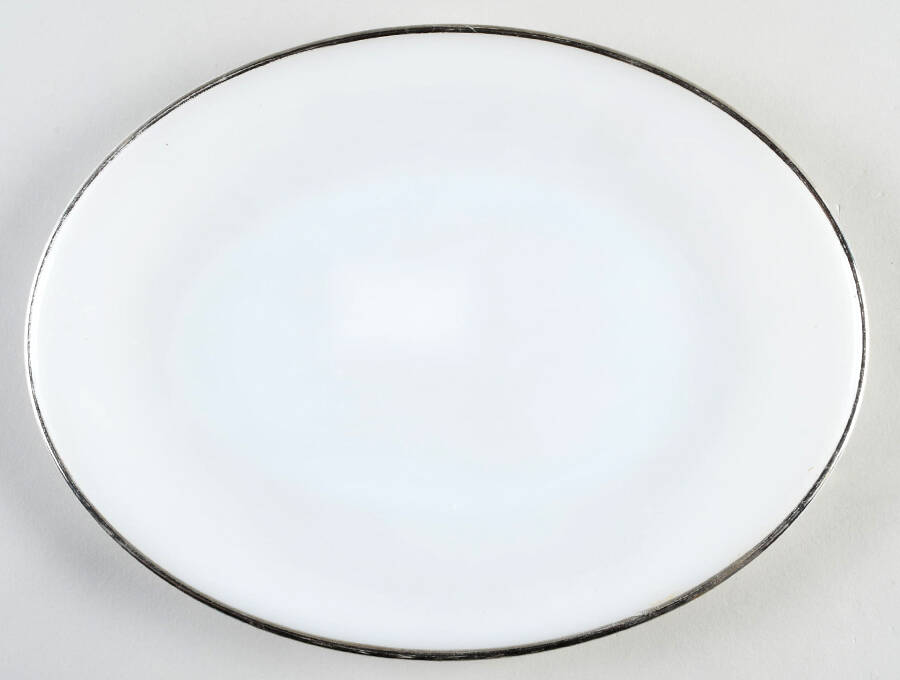 AHC25 12" Oval Platter by Anchor Hocking-1