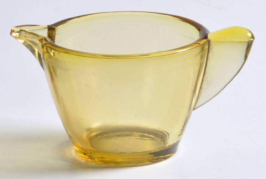 Stippled Band Topaz Toy Creamer by Akro Agate-1