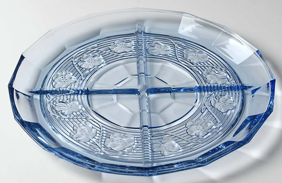 Avalon Blue 11" Round 4 Part Relish by Anchor Hocking-1