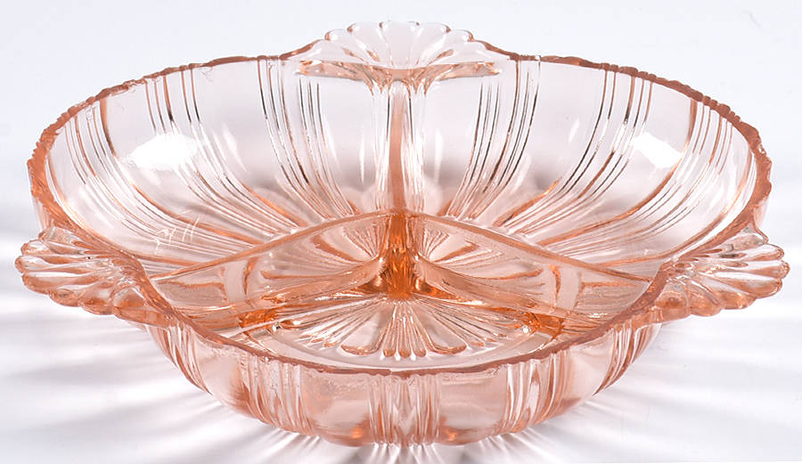 572 Pink 7" 3 Part Tricorne Relish by Hazel-Atlas-1
