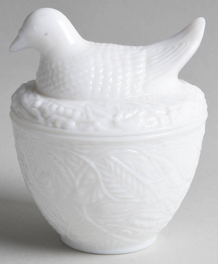 Animals & Figurines Dove on Nest by Avon-1