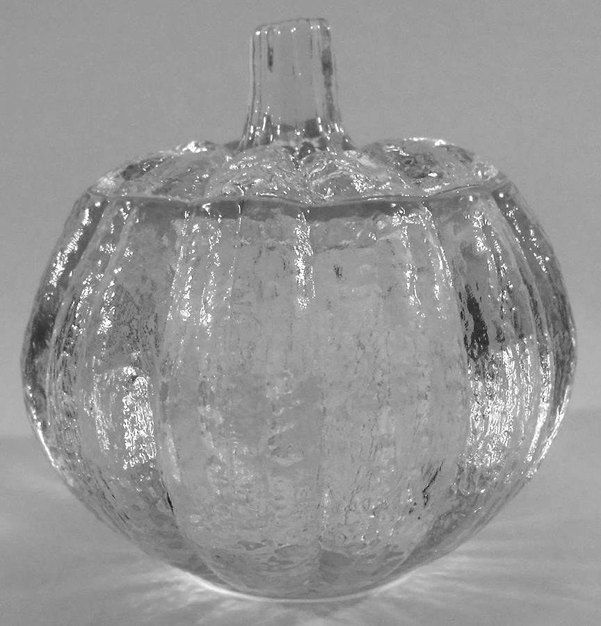 Animals & Figurines Pumpkin Votive & Lid by Avon-1