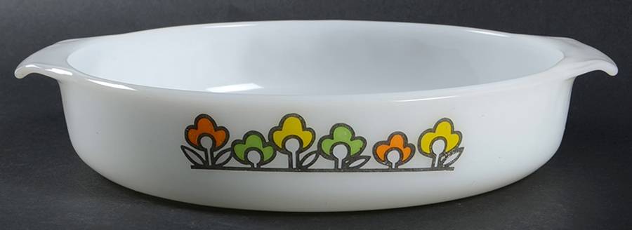 Summerfield Deep Cake Pan by Anchor Hocking-1