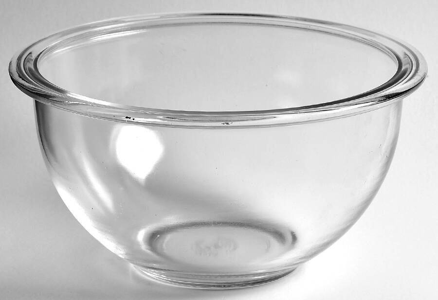 Crystal Clear 9'' Mixing Bowl by Anchor Hocking-1