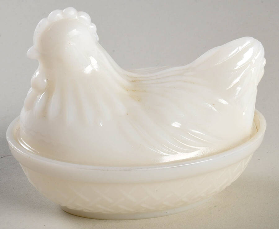 Animals & Figurines Small Hen on Nest Lid Only by Hazel-Atlas-1