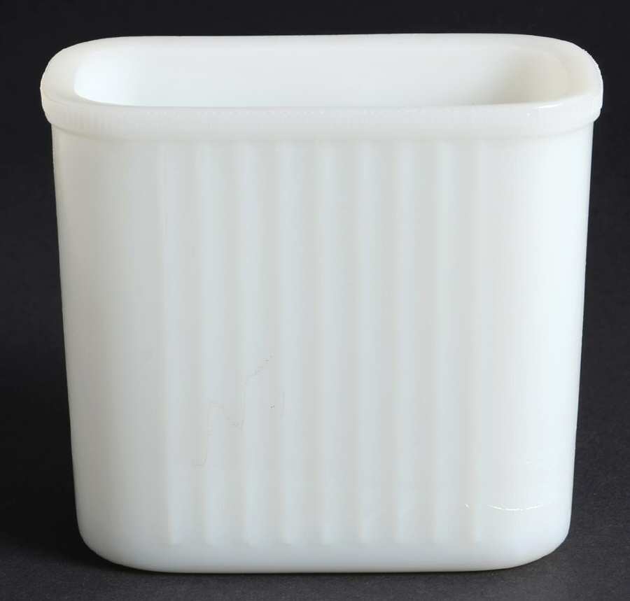 Kitchenware Platonite Small Refrigerator Jar No Lid by Hazel-Atlas-1