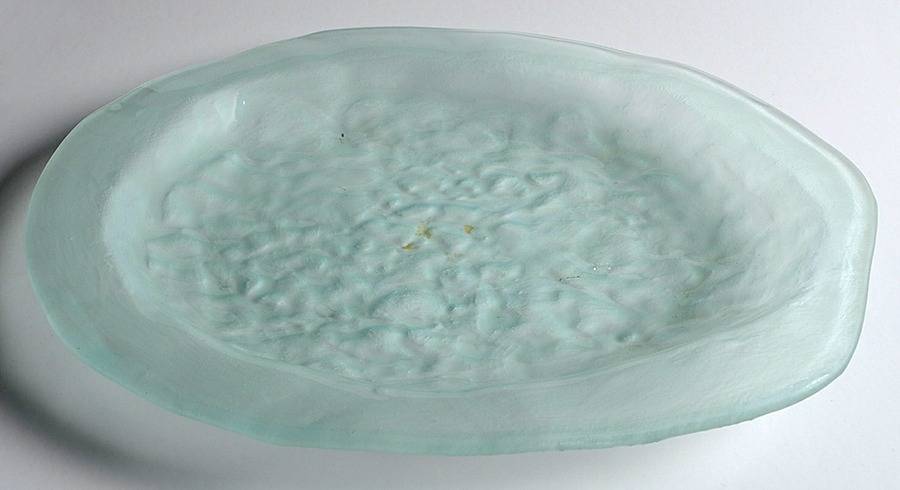 BC Clear (No Trim) Dinner Plate by Annieglass-1