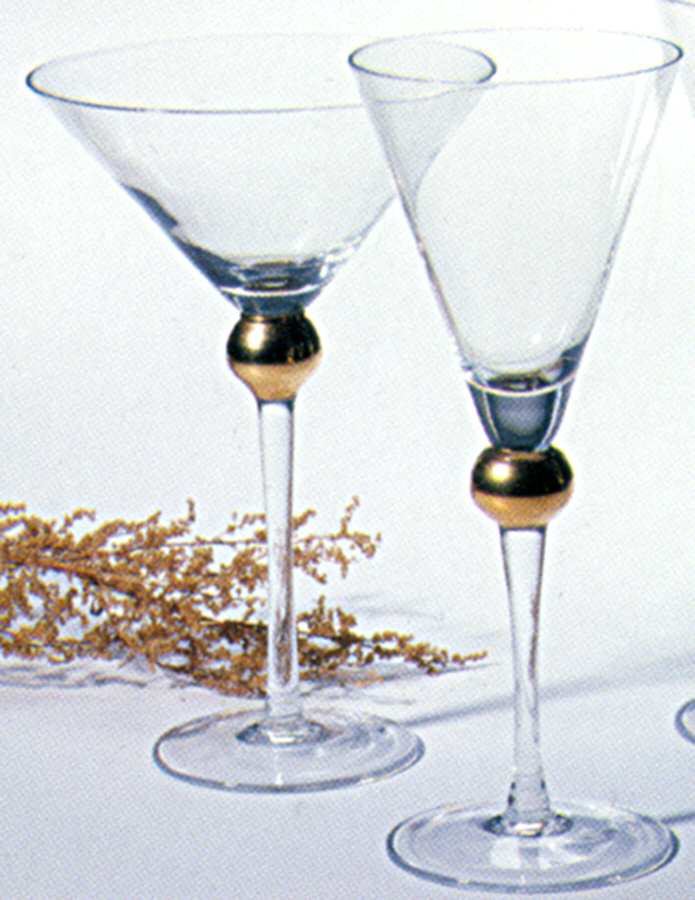 Top Hat Gold Wine Glass by Artland-1